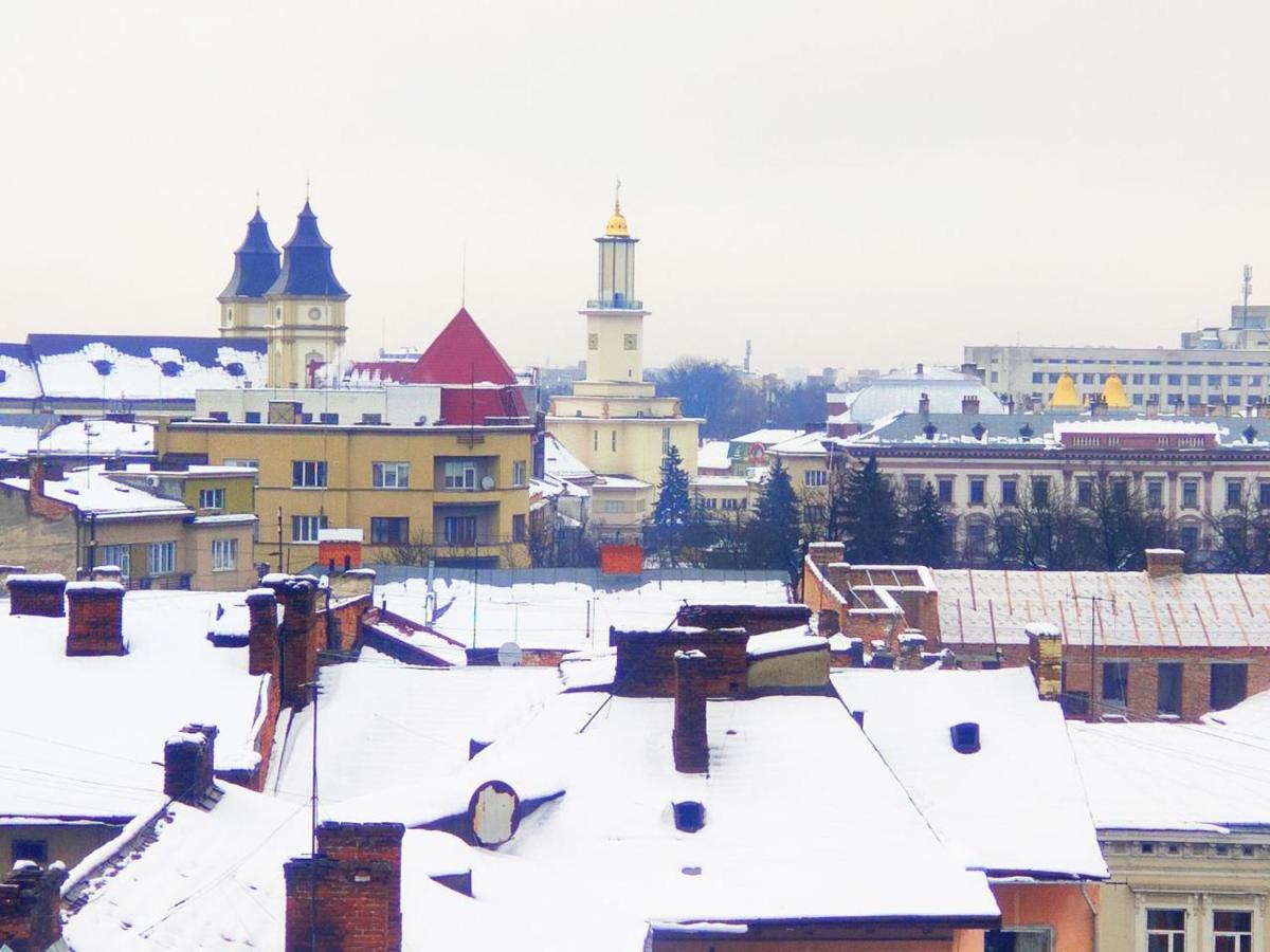 Студія в центрі Ивано-Франковск Экстерьер фото